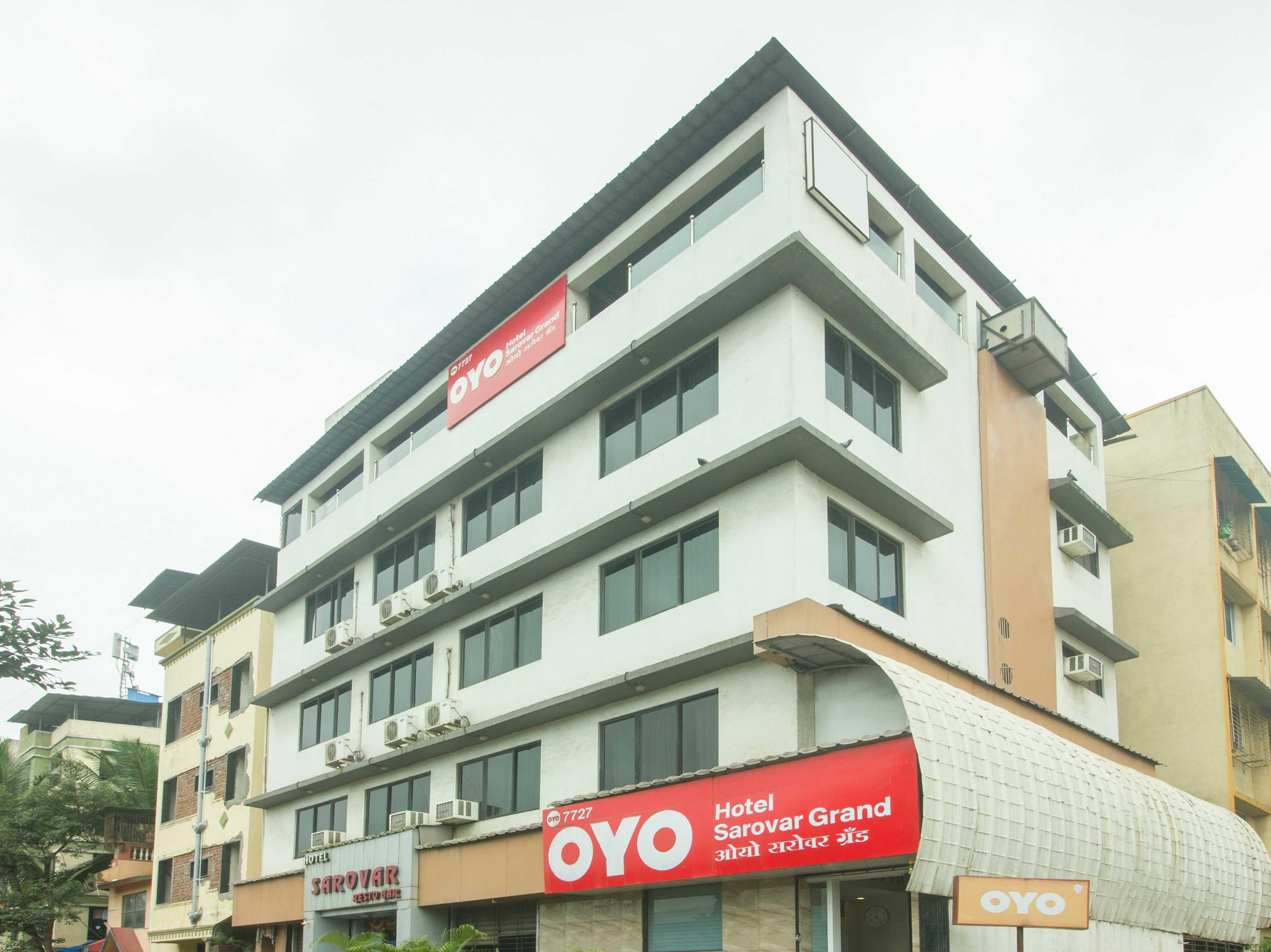 OYO 7727 Hotel Sarovar Grand Kalamboli Exterior foto